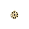 Makroaufnahme von 14k vergoldetem Sonnenblumen-Anhänger mit blauem Stein und Emaille-Inlay - Schwarzer Achat
