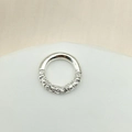 Anello di collegamento in metallo argentato con motivi a rilievo retrò per gioielleria - Stile 02 (Grande Rilievo Argenteo)