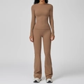 Ensemble de yoga beige foncé avec haut à manches longues et pantalon évasé taille haute - S / Top And Bottom (Manches Longues + Pantalon Évasé) / Brun Mocha
