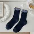 Donkerblauwe halverwege de kuit sokken met blauw-witte ruitjes ruches en ribgebreid - Eén maat / Mid-Tube Geruite Ruches Stijl
