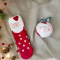 Weihnachtliche Korallenfleece-Socken mit Weihnachtsmann, Herz und Geschenkbox - Ohne Kugelverpackung / Klassischer Weihnachtsmann