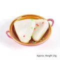 Miniature food play model with triangle ingredients in pink pot weighing 19 grams - Diameter 5.5cm / Stinky Tofu