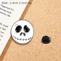 Cartoon white skull ghost enamel pin with black rubber clasp for Halloween bags - Cartoon Skull Face