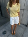 Camiseta polo de verano para mujer en punto calado amarillo brillante con diseño moderno - S / Amarillo