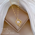 Detail van vogelnest parelhanger met diamanten maat 2.7x1.9cm en gewicht 4g getoond - Roestvrij Staal/Koper / Gouden Parel Hanger Stijl (C407)