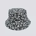 Detailed view of black bucket hat with white floral print and durable twill fabric - M (56-58cm) / Black White Floral (16#)