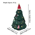 Mini árbol de Navidad de resina verde con gorro rojo y dimensiones de 5,1x5,1x9,0 cm - Árbol con Gorro de Navidad