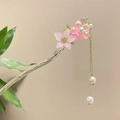 Detail einer Vintage-Haarnadel mit rosa Blumen und goldenen Quasten mit weißen Perlen - Rosa Farbverlauf Blume Gold Quaste (4263)