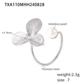Gold titanium steel floral ring with elegant imitation pearl in an adjustable open design - Three-petal Flower Pearl Open Ring (TXA110) / Silver