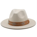 Detail of beige fedora hat featuring a brown leather band with silver metal rivets - M(56-58cm) / Beige