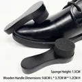 Spazzola per scarpe in faggio con manico nero e spugna da 1,5cm per la cura della pelle - Spazzola per lucido da scarpe con testa in spugna nera (A-217)