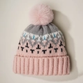Gorro de punto con pompón y motivos jacquard nórdicos en rosa y gris para el invierno - Talla única / Rosa
