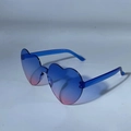 Lunettes de soleil cœur sans monture avec verres dégradés bleu et rose et branches bleues - Dégradé Bleu Rose