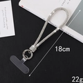 Dettaglio del cordino per cellulare in strass argento con anello e clip, 18 cm - Cinturino da Polso (K3559) / Bianco