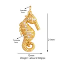 Pendentif hippocampe exquis en finition dorée avec incrustation de zircon blanc - K582165-Gold Seahorse