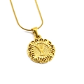 Collana in acciaio al titanio dorato con pendente tondo a rilievo e lettera Y incisa - Lettera Y