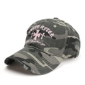 Casquette de baseball camouflage vintage avec broderie croix rose et bord usé - Réglable / Camo Gris Foncé Noir