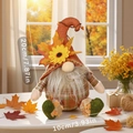 Gnomo autunnale con cappello a girasole e foglia d'acero, decorazione arancione a quadri - Stile A
