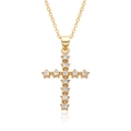 Pendentif croix évidée dorée sertie de zircons blancs brillants sur fond blanc - Style Strass Base Étoile (B236)