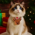 Detail eines weißen gestrickten Weihnachts-Haustierschals mit 3D-Rentier für Katzen - S / Weihnachtsweißer Schal
