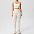 Vue de face de l'ensemble de yoga crème sans couture avec brassière fine et legging taille haute - S / Haut Et Bas / Ivoire Clair