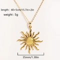Collana con ciondolo a sole in oro e acciaio al titanio con misure di peso e lunghezza - Stile Sole Traforato (Sun 1)