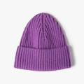 Gorro de punto acanalado grueso en color morado oscuro para calidez en invierno - Púrpura Jaspeado