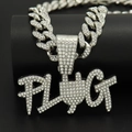 Ασημί κολιέ hip hop με μενταγιόν γράμματα PLUG και λαμπερά στρας για άνδρες - Μόνο ασημένιο μενταγιόν