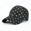 Vintage Jeans-Baseballcap in Schwarz mit silbernen Pailletten und Ripped-Details - Verstellbar / Schwarz