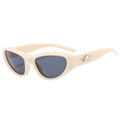 Occhiali da sole cat eye Y2K crema con dettaglio stella argento e lenti scure - Montatura Bianco Crema Lenti Grigie
