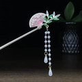 Hanfu-Haarnadel mit rosa Fächermotiv, grünen Bambusblättern und weißen Perlenquasten - Rosa Fächer Pflaumenblüte Quaste (0990)