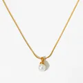 Collana a catena serpente dorata con ciondolo a perla bianca tonda e finitura metallica - Oro (D1232)