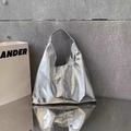Minimalistische silberne Metallic-PU-Leder-Einkaufstasche mit weicher Struktur - Silber