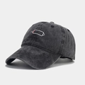 Dettaglio del ricamo batteria 1% su cappello vintage in cotone lavato grigio - Regolabile / Nero