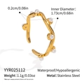 Macro detail of wave-shaped stainless steel ring with white pearls and size specifications - Gold Wave Pearl Style (YYR025112)