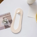 Calcetines invisibles de malla fina para mujer en color beige con borde elástico - Talla única / Color Piel