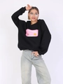 Damen Sweatshirt in Schwarz mit rosa russischem Buchstabendruck und lässigen blauen Jeans - 3XL / Fleecegefüttert / Schwarz