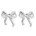 Elegantes pendientes de acero de titanio bañados en plata 18k con diseño de lazo - Plateado