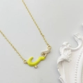Arabic script necklace in gold and lemon green enamel with sparkling zircon stones - Lemon Green