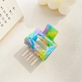Rectangle hair claw clip with colorful tie-dye pattern and acetate finish for women - Metallic Green