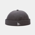 Dark gray docker cap with white b. letter embroidery in streetwear style - Adjustable / Gray