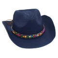 Λεπτομέρεια από σκούρο μπλε ψάθινο καπέλο cowboy με πολύχρωμη έθνικ ζώνη από χάντρες - Ναυτικό μπλε