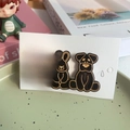 Dettaglio di tre fermagli per capelli cartoon con orso, cane e coniglio su scheda - Set 3 Pezzi Orso Cane Coniglio / Nero