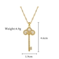 Detailweergave van kroon sleutel ketting met afmetingen 4,6cm x 1,9cm en gewicht 4,9g - Titanium Stalen Ketting Koperen Micro-ingelegde Hanger