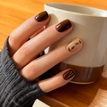 Brown gloss press-on nails with amber leaf patterns and gold foil on warm background - Vintage Brown Leaf Glitter Style (CW787)
