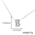 Pendente lettera B in argento con zirconi micro-pave su una sottile catena a maglie - Lettera B (Argento)