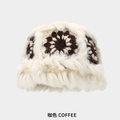 Chapeau cloche en fausse fourrure de lapin avec motif floral crocheté couleur café - M (54-58cm) / Marron