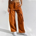 Damen Cargo-Hose mit weitem Bein und vielen Taschen in Karamellbraun mit hoher Taille - Orangerot