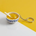 Miniatur Pfirsich-Sirup Schlüsselanhänger mit blau-weißem Porzellanschälchen - Nr.36 Gelber Pfirsich (Schlüsselanhänger)