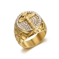 Hip hop ring voor heren van verguld roestvrij staal met kruis reliëf en zirkonia stenen - US 7 / Goud